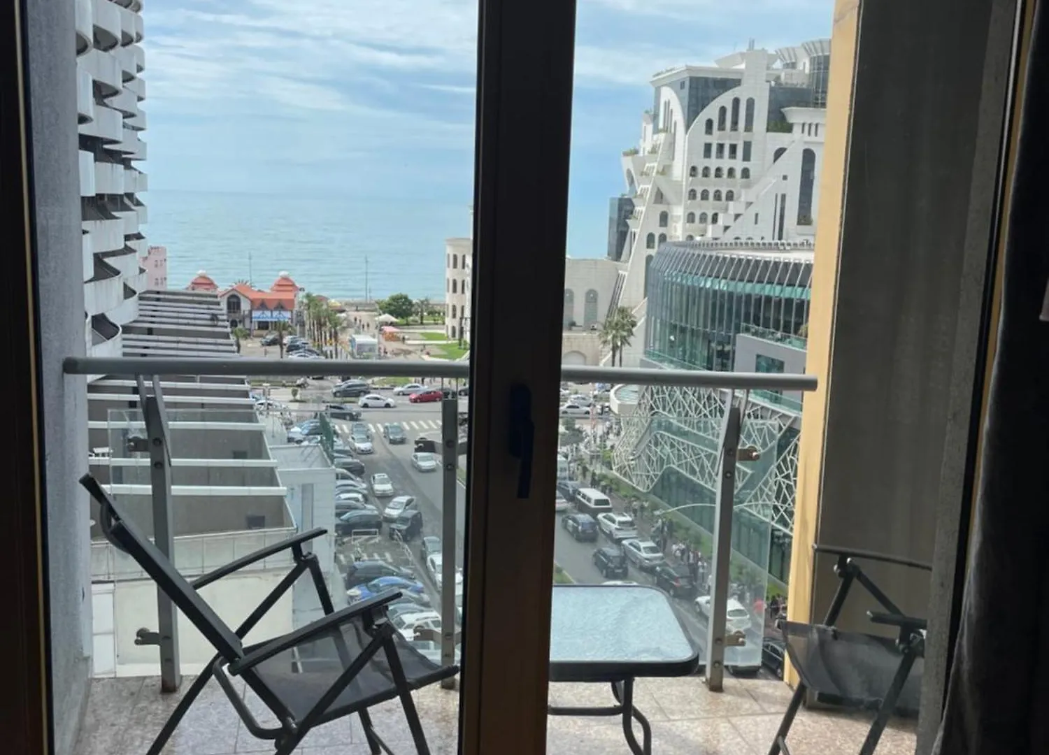 Apartment With Sea View Batumi