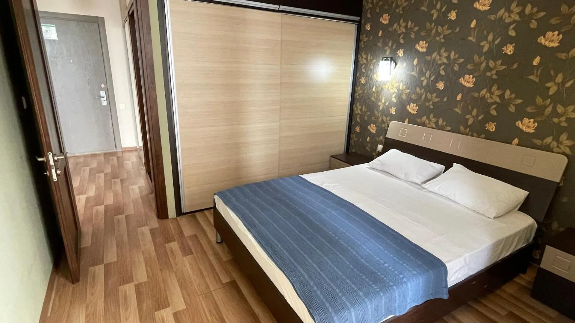 Apartment With Sea View Batumi